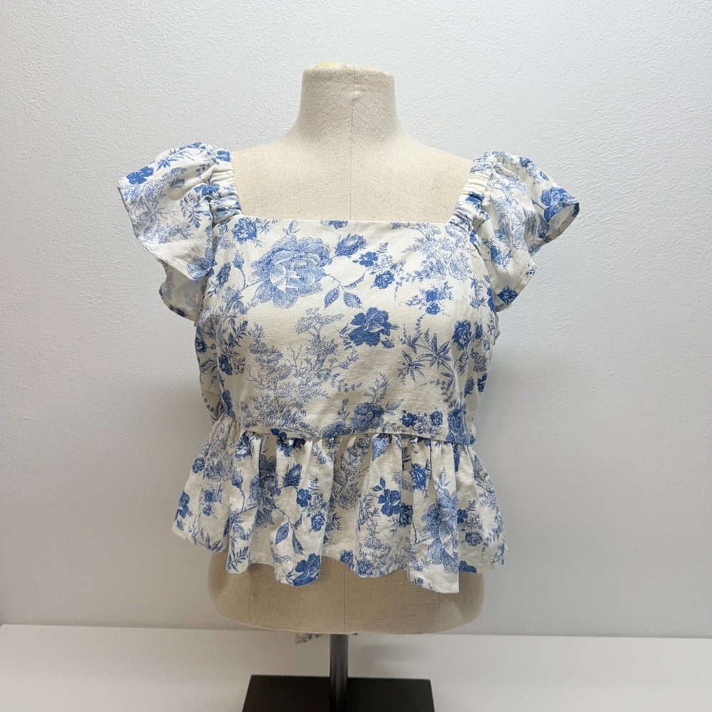 Mi Ami for Francesca's White Blue Floral Toile Linen Blend Bow Back Peplum Top L